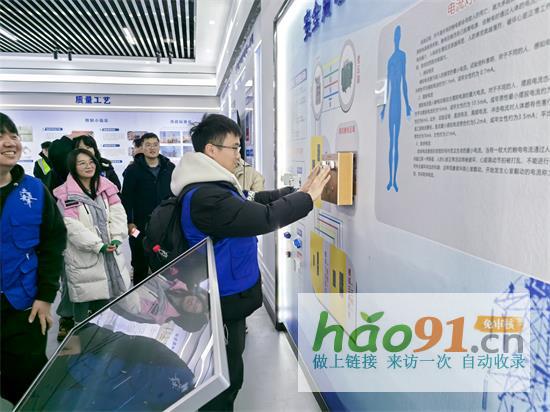 长沙理工大学观摩团到中交二航局临空片区智慧梁场交流学习