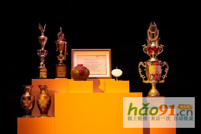 中国浓香出海110年，单霁翔、许昕、徐京坤等齐聚泸州老窖畅谈“生命中的那坛酒”