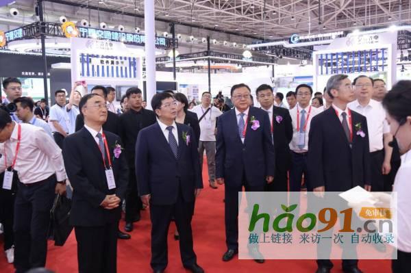 2024世界交通运输大会在青开幕智慧交通重磅亮相