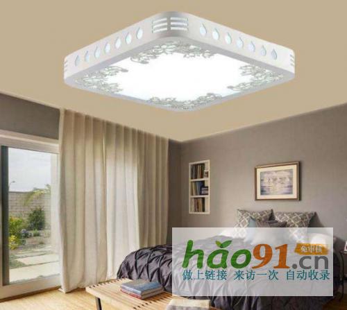 上海乾匠电子照明灯饰专卖店,从灯具到饰品配搭销售多姿多彩